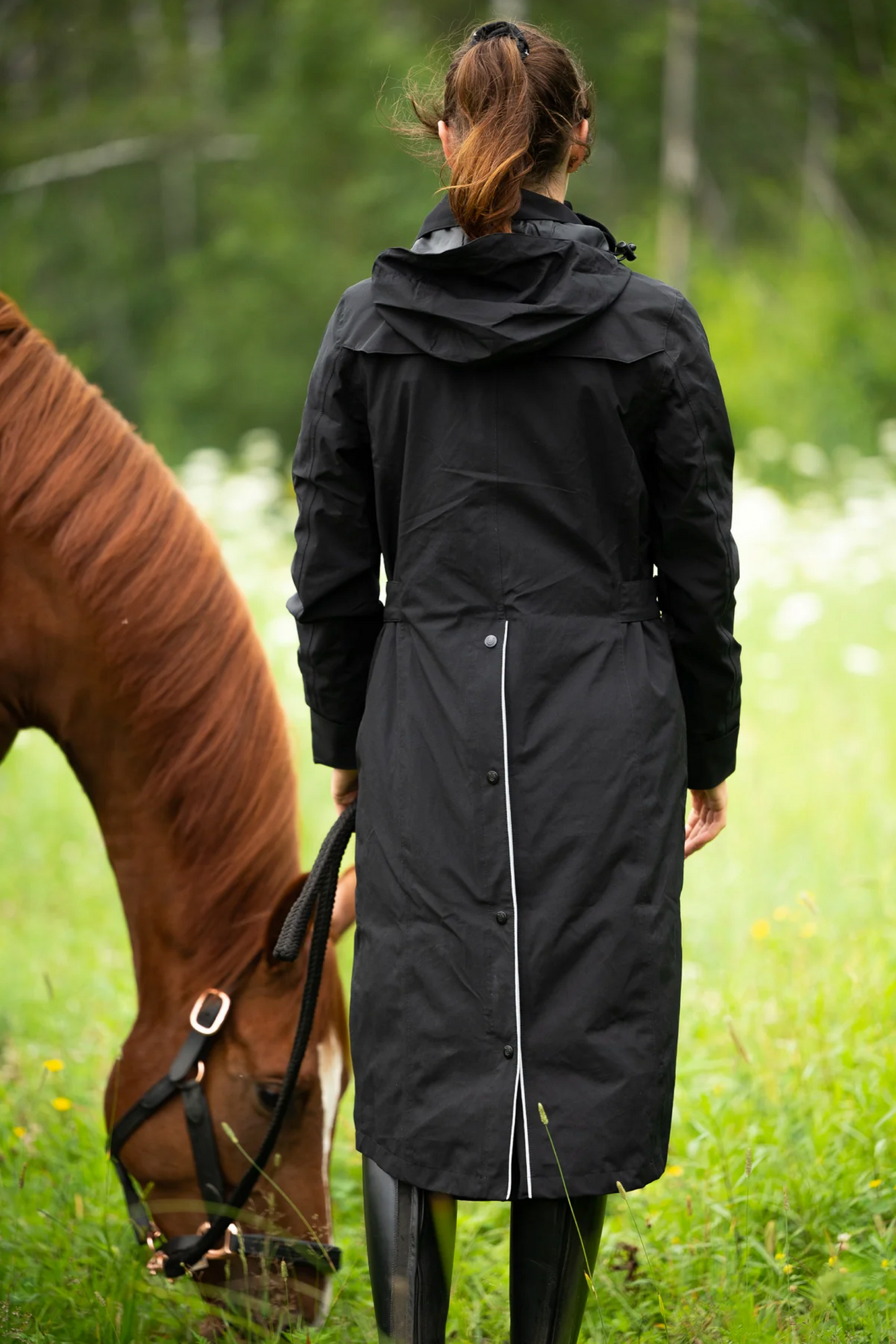 Lange schwarze Reitjacke Leveza Tofino